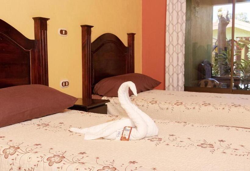 Quarto Familiar, Villa Hermosa