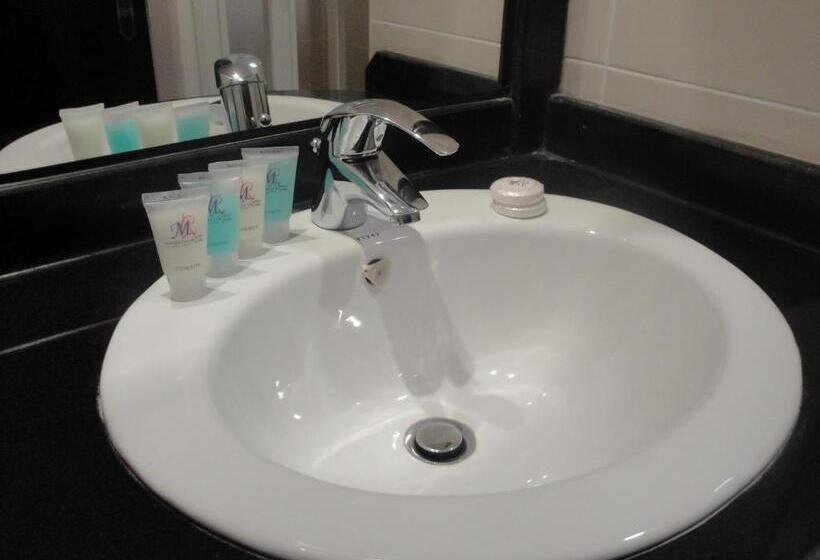 Семейное Студио, Marina Royal Hotel Suites