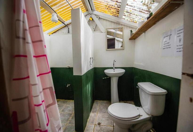 Quarto Familiar, Pura Vida Mini Hostel Santa Teresa