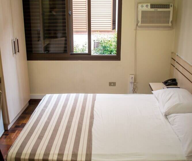 Quarto Estandar, Colossi