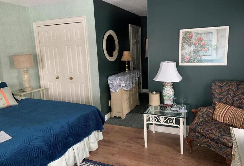 חדר סטנדרט עם מיטת קינג, Weatherpine Inn