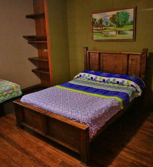 标准三人间, Mangifera Hostel