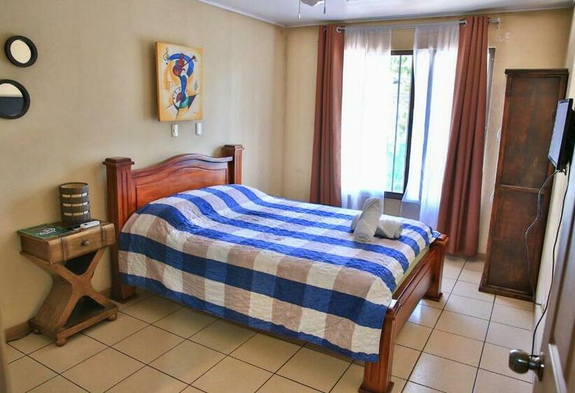 豪华房间, Mangifera Hostel