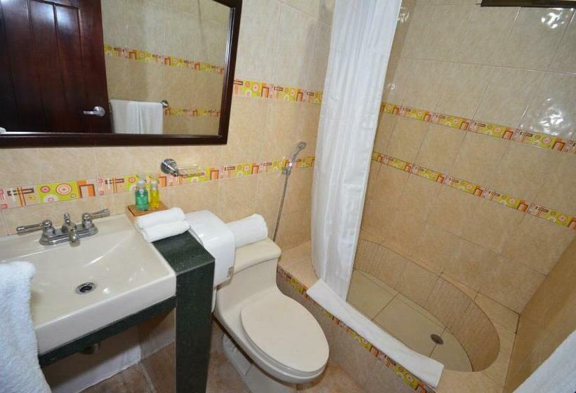 Quarto Triplo Estandar, Casa Opuntia