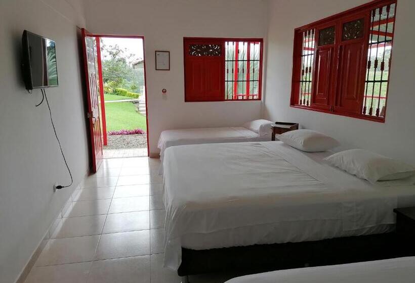 Quarto Quádruplo Estandar, Finca Hotel Santana Campestre Quindio