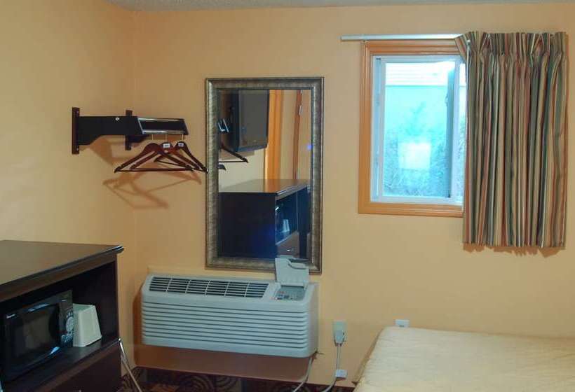 Номер Deluxe, Blue Sky Inn Glens Falls Saratoga Lake George