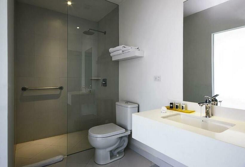 Quarto Deluxe Cama King, Tryp By Wyndham Cuenca Zahir