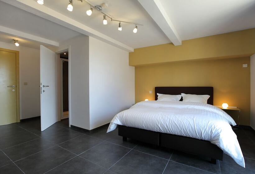 חדר סטנדרט, B&b Back2front