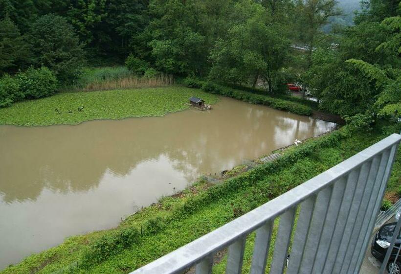 발코니 디럭스 룸, Restaurant Muckensee