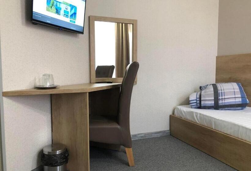 اتاق استاندارد, Motel Carmen