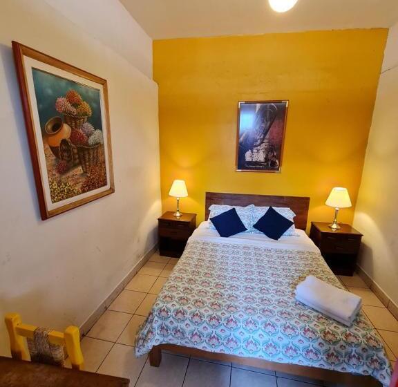 غرفة قياسية حمام مشترك, Flying Dog Hostel