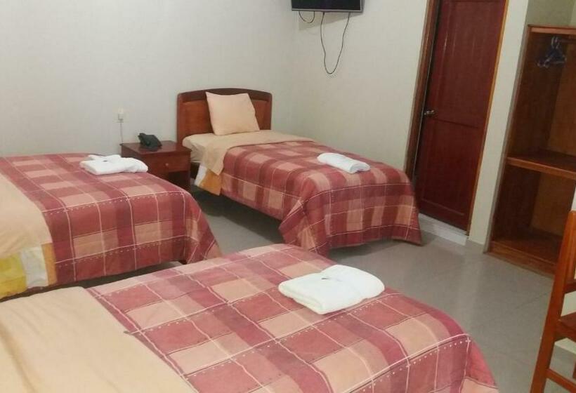 Quarto Triplo Clássico, Jose Antonios Inn