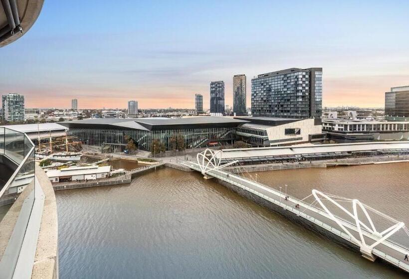 Апартаменты Ejecutiva 3 Спальни, Waterfront Melbourne Apartments