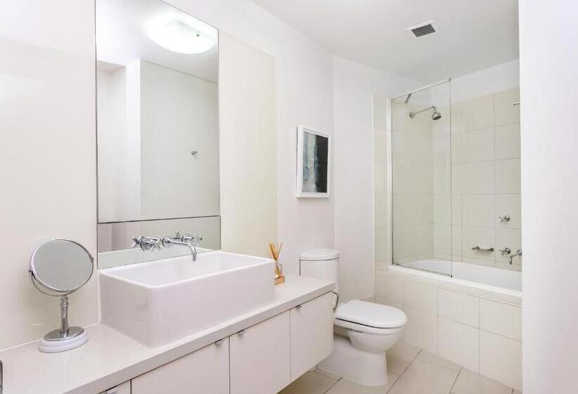 Апартаменты Ejecutiva 2 Спальни, Waterfront Melbourne Apartments