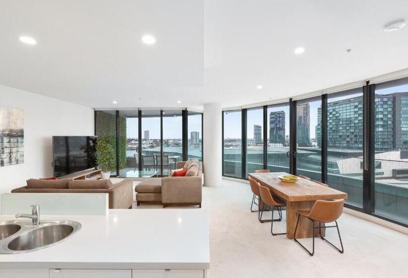 Апартаменты Ejecutiva 3 Спальни, Waterfront Melbourne Apartments