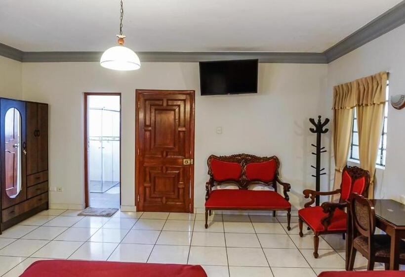 스탠다드 트리플 룸, Hostal El Remanso