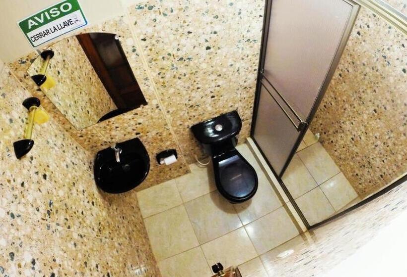Семейный Номер, Hostal La Esperanza