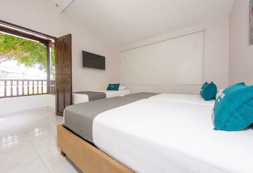 Quarto Quádruplo Estandar, Neos Hotel Cartagena