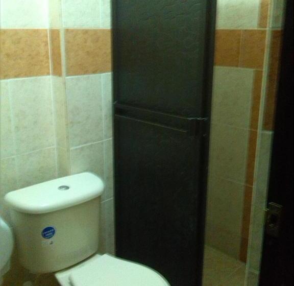 标准间, Táchiras