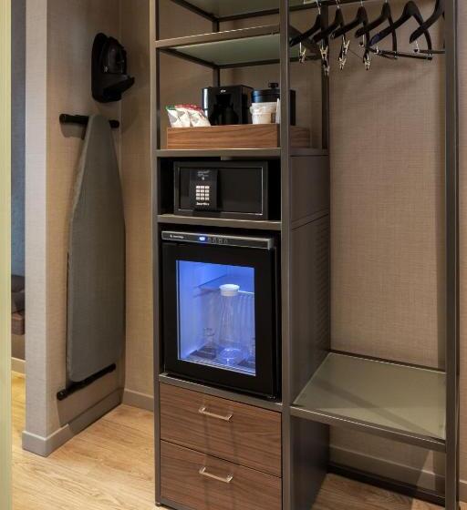 Номер Стандарт, Ac Hotel By Marriott Bloomington Mall Of America