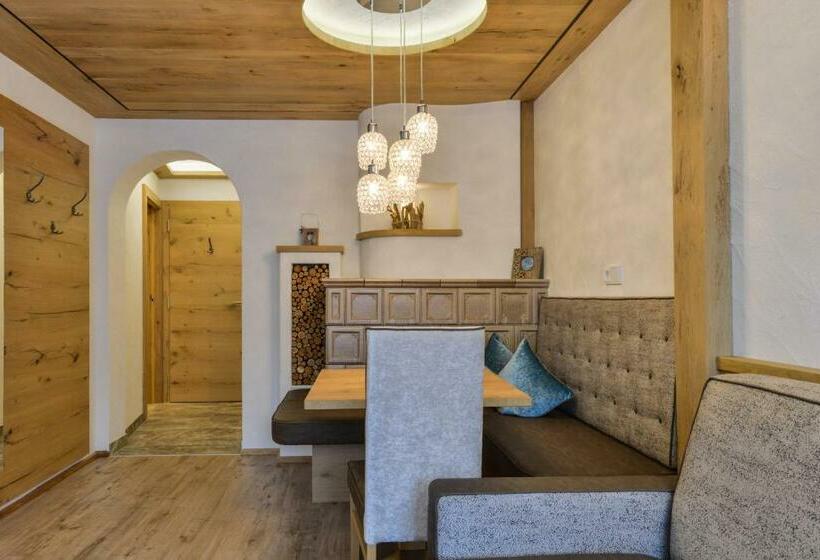 수피리어 룸, Oberlechtaler Hof Boutique