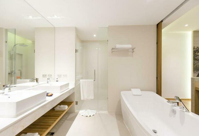 전용 풀장 스위트, Wyndham Grand Phuket Kalim Bay
