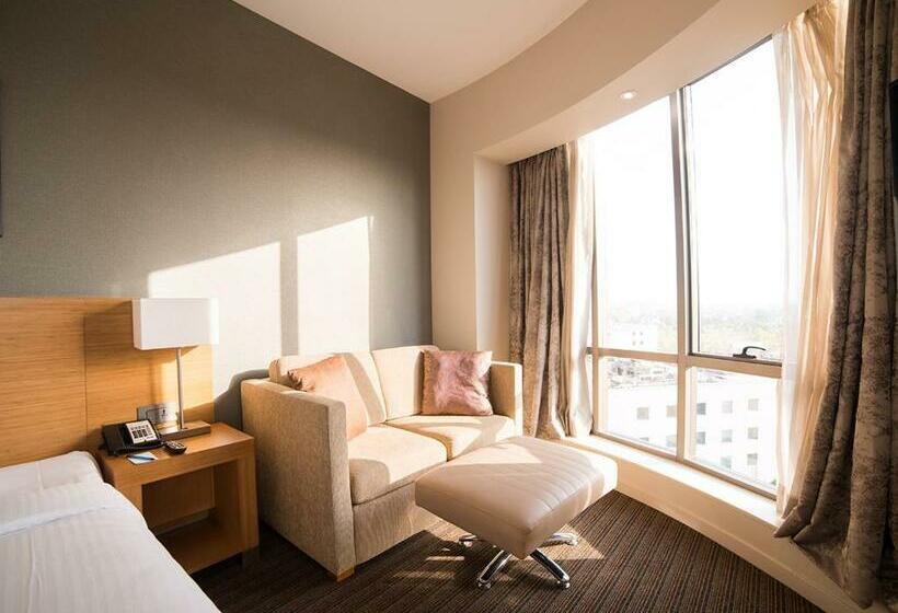 エクゼクティブルーム, Novotel Lucknow Gomti Nagar