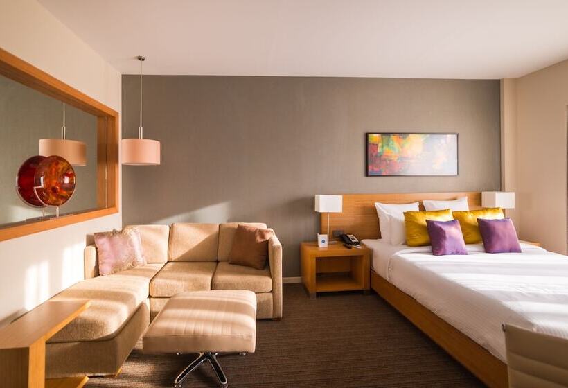 スーペリアールーム, Novotel Lucknow Gomti Nagar