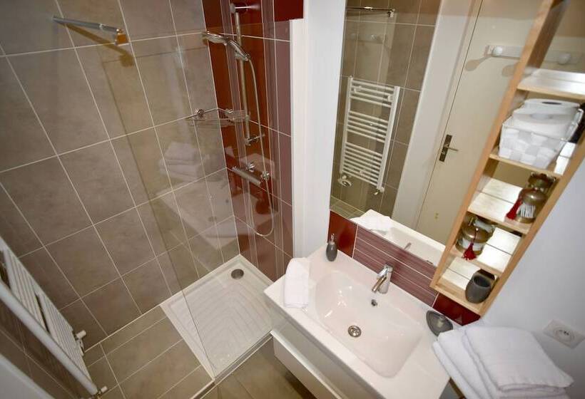Номер Стандарт, Chambres A Bord O