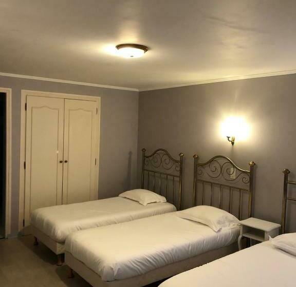Семейный Номер, Hôtel Emilie