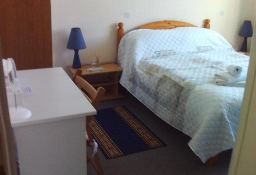 Номер Стандарт, Lenard Charles Bed & Breakfast