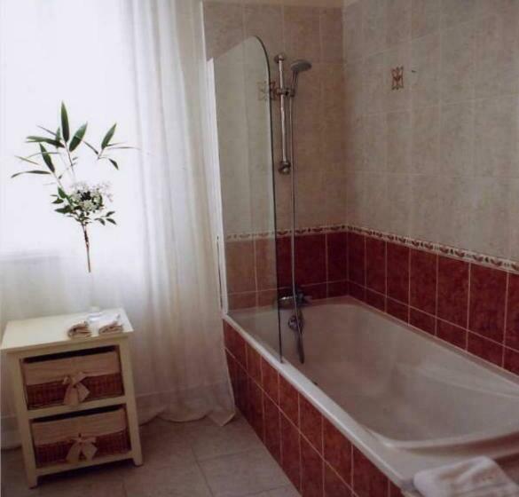 Люкс, Chambres D'hotes La Raspeliere