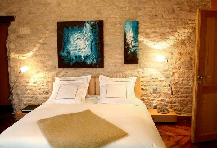 Номер Deluxe Кровать Кинг, Chateau De Chassagne Montrachet