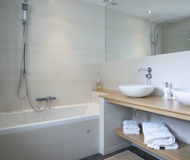 Quarto Estandar, La Maison De Marc