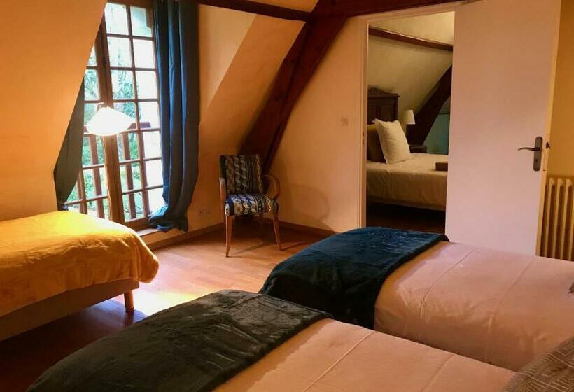 Семейный Номер, Domaine De Joreau