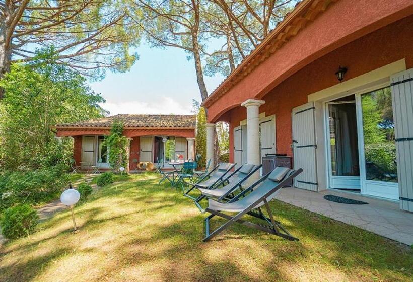 Номер Стандарт Вид на Сад, La Bastide Des Pins