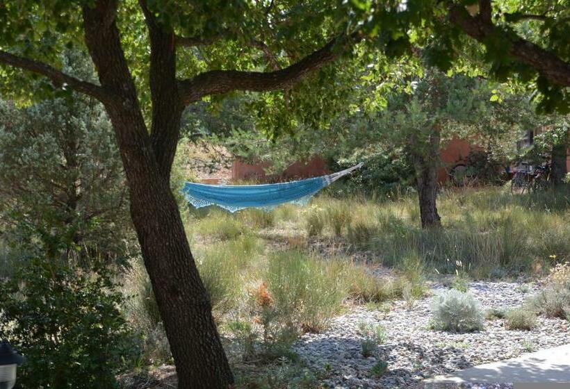 Номер Superior, Les Jardins De L'ermitage