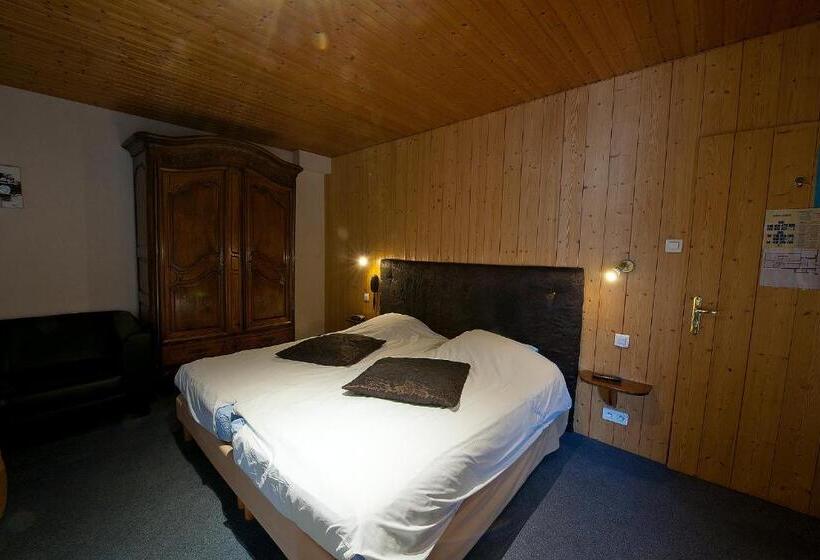 수피리어 룸, Aux Deux Clefs