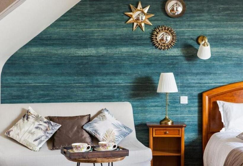 Трехместный Superior Вид на Море, La Metairie Du Vauhariot   Chambre Ou Lodge   Piscine Chauffée   Vue Mer Et Mont Saint Michel   Gr34
