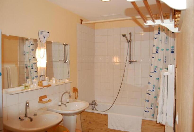 标准间, Auberge Du Bord Des Eaux   Demi Pension Assurée Sur Réservation