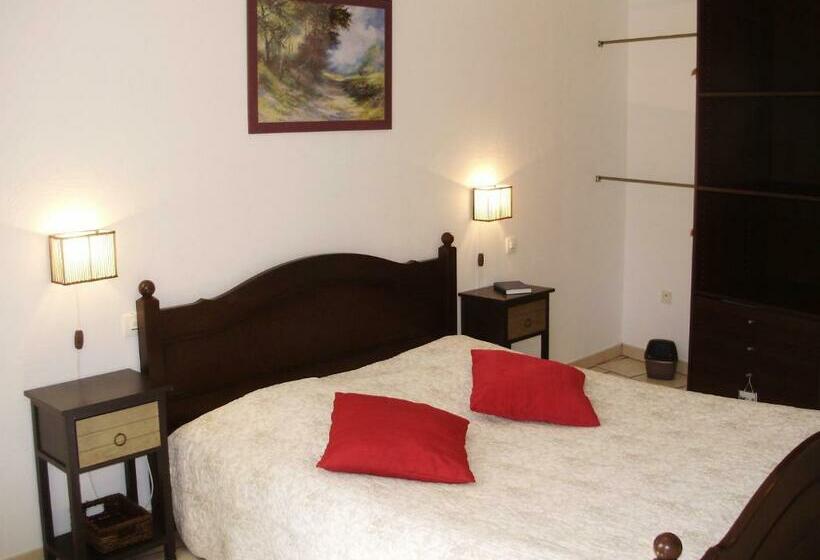 Номер Стандарт, Auberge Du Bord Des Eaux   Demi Pension Assurée Sur Réservation