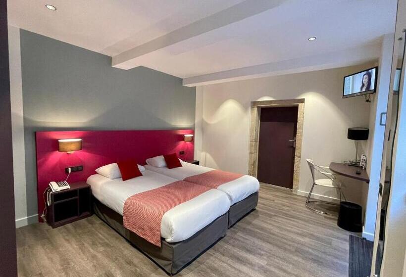 Номер Стандарт, Hostellerie De Bretonnière   Groupe Logis Hotels