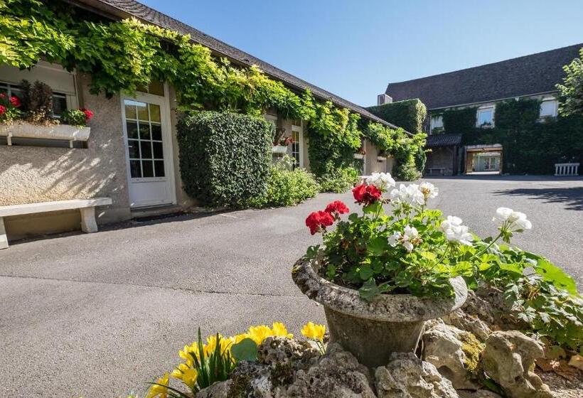 Номер Стандарт Трехместный, Hostellerie De Bretonnière   Groupe Logis Hotels