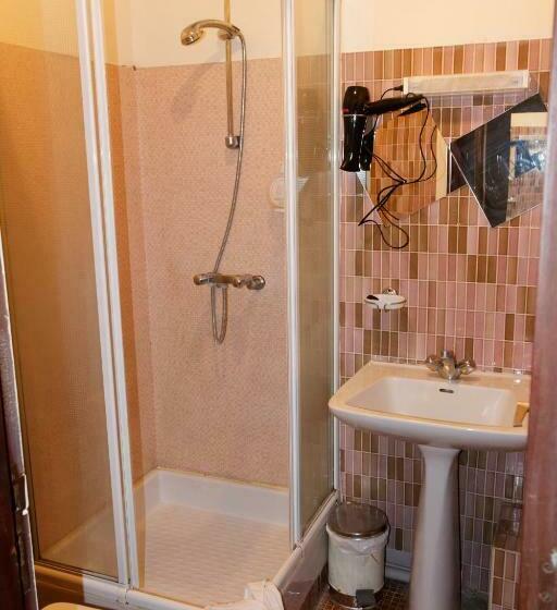 Номер Стандарт, Hôtel Le Relais