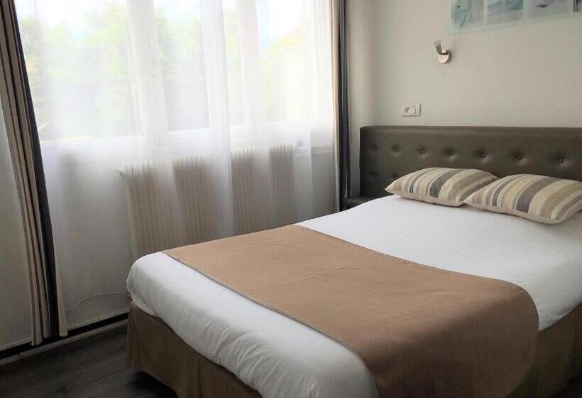 Номер Стандарт, Auberge Les Mufliers   Hôtel Les Forges