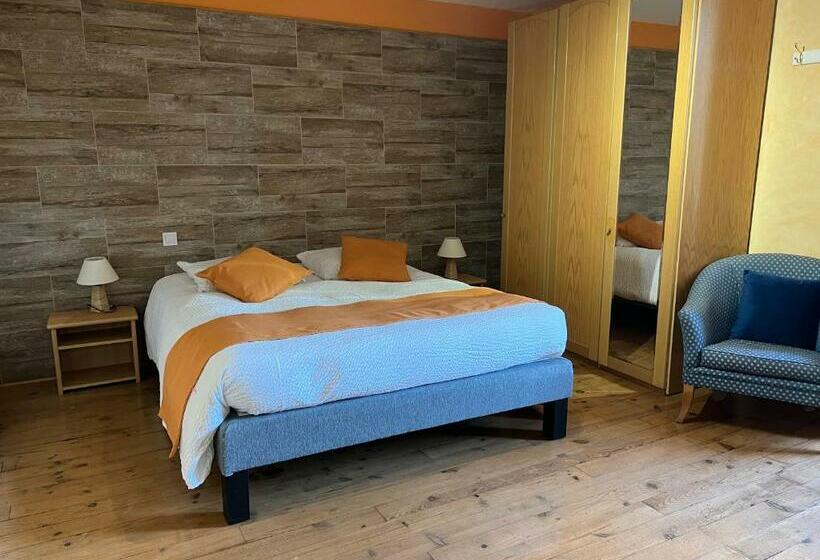 小室, L Adourable Auberge
