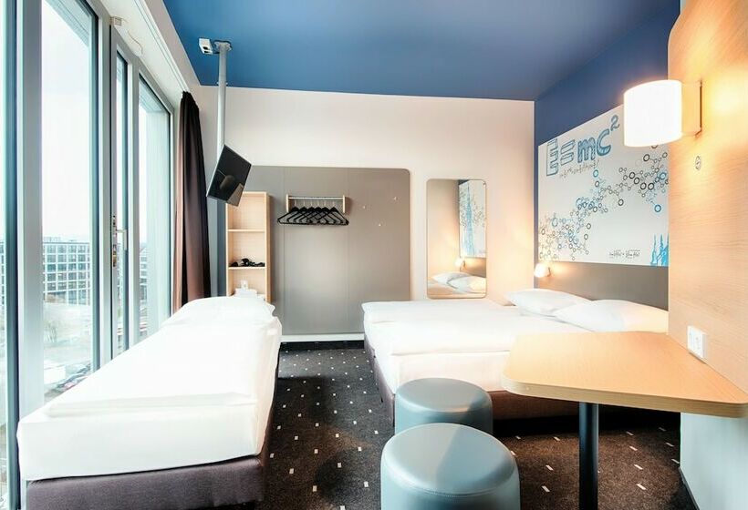 스탠다드 트리플 룸, B&b Hotel Ulm