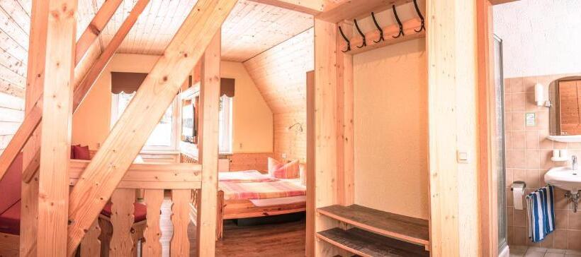 Бунгало Стандарт, Ferienhotel Goldhübel