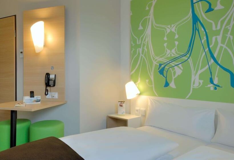 Номер Стандарт, B&b Hotel Paderborn