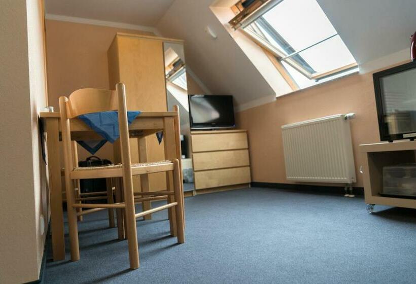 Номер Стандарт, City Hotel Hilden